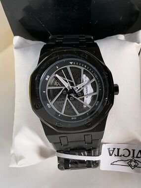 Invicta All-Black Men's Stainless Steel Bracelet Watch